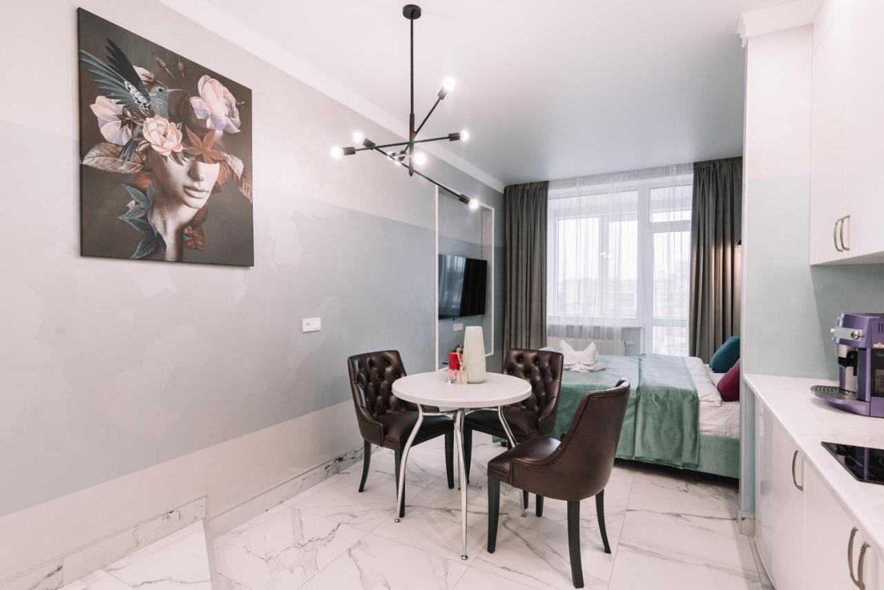 Royal Tower Vip Smart Apartments 1 Kyiv Exterior photo